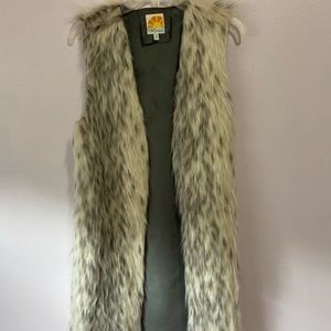 Faux fur Vest